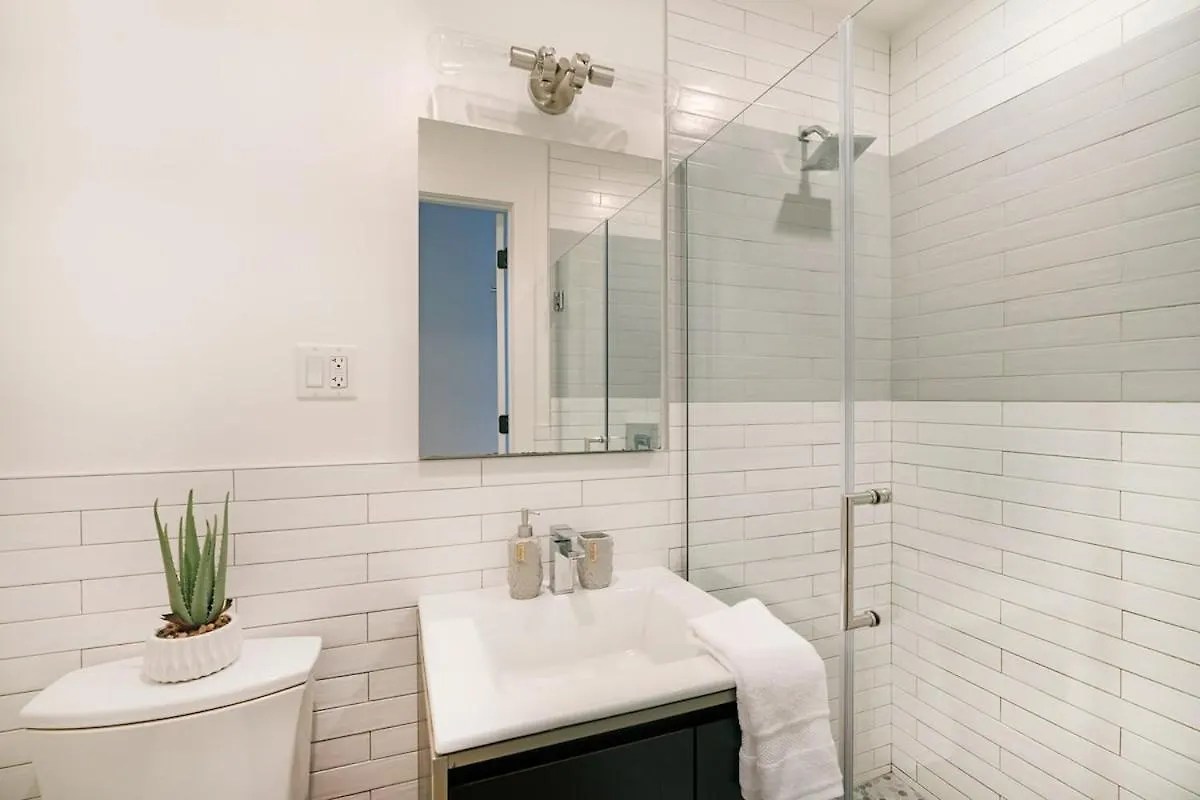 1290-16 New Renovated 2 Bedrooms In Ues New York Apartmán